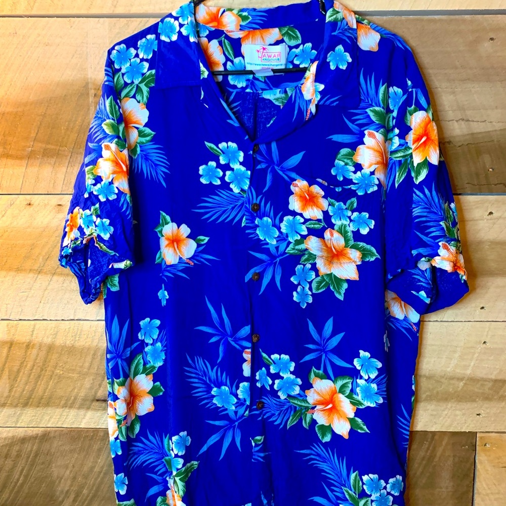 Hawaii Hangover Men's Blue Rafelsia Floral Hawaiian Shirt Short Sleeve Size XL